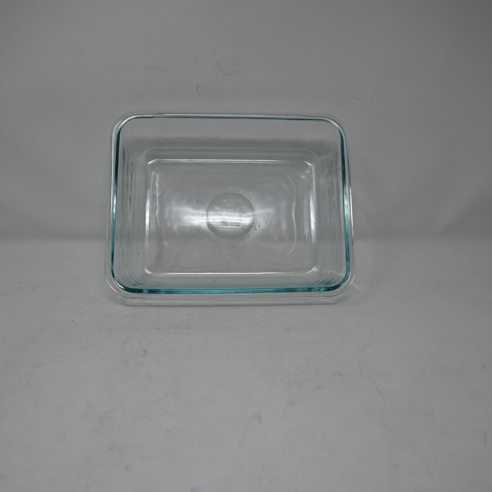 Pyrex 7211R 4 Cup Rectangular Glass Storage Container Made In USA